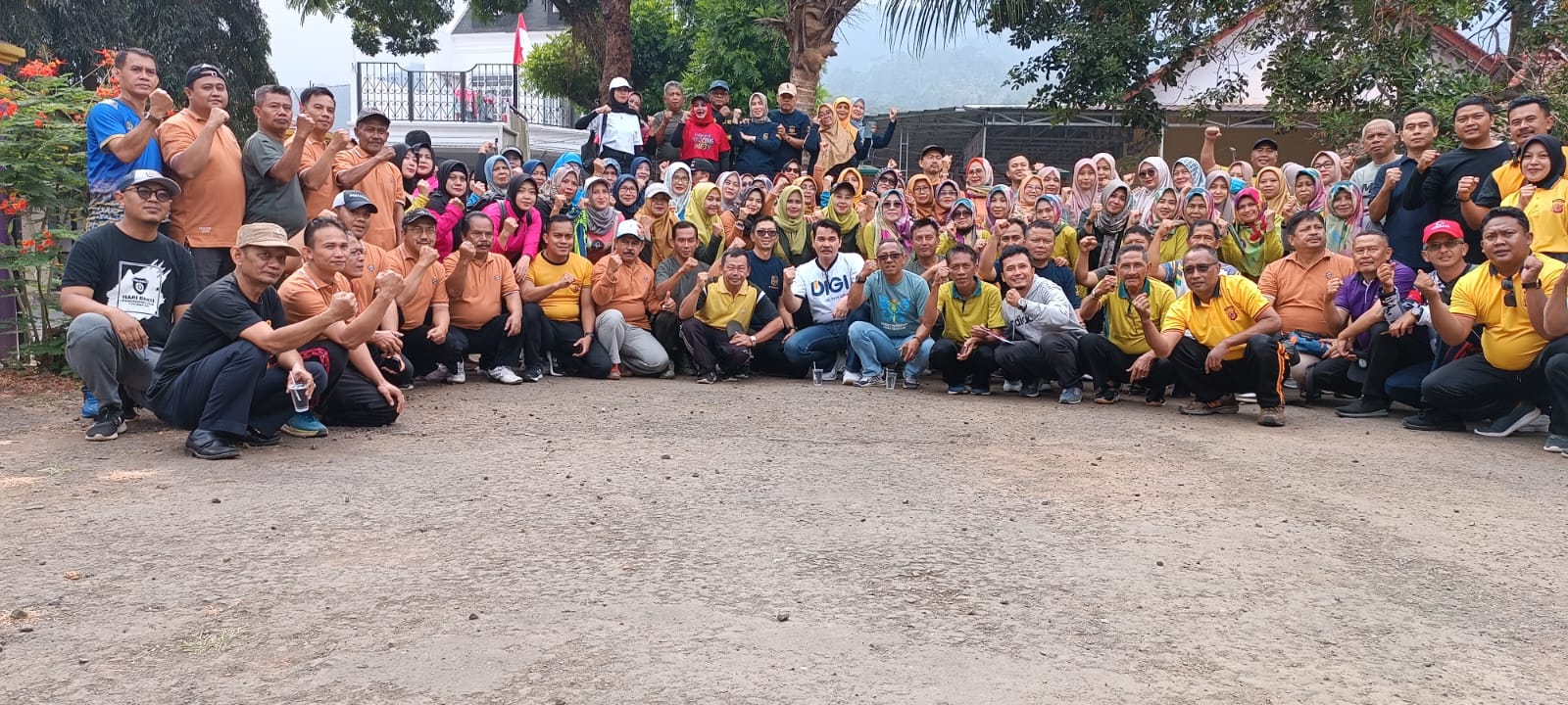 memperinagti haornas tingkat kec panumbangan di gelar di halaman kec panumbangan sangat meriah