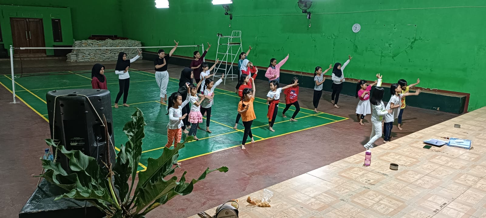 mengembangkan bakat anak anak sejak dini dengan seni tari